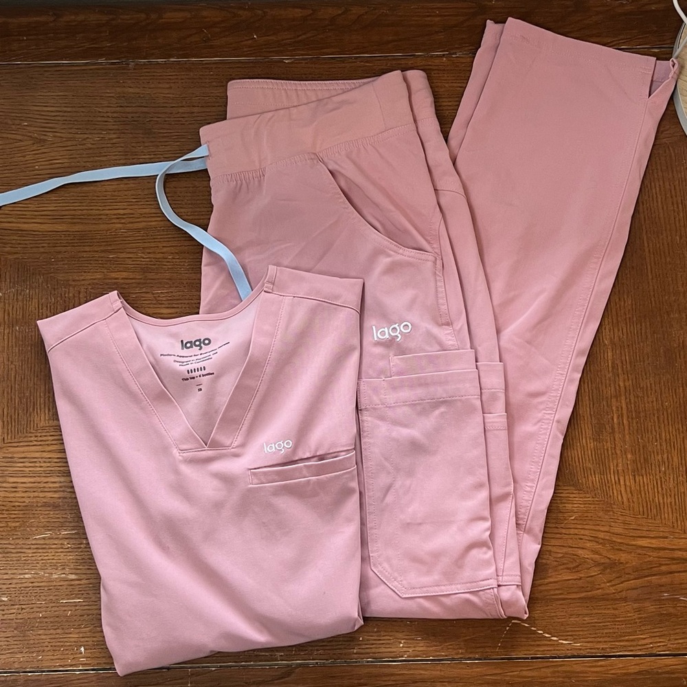 LAGO Scrub Set - Blush Pink